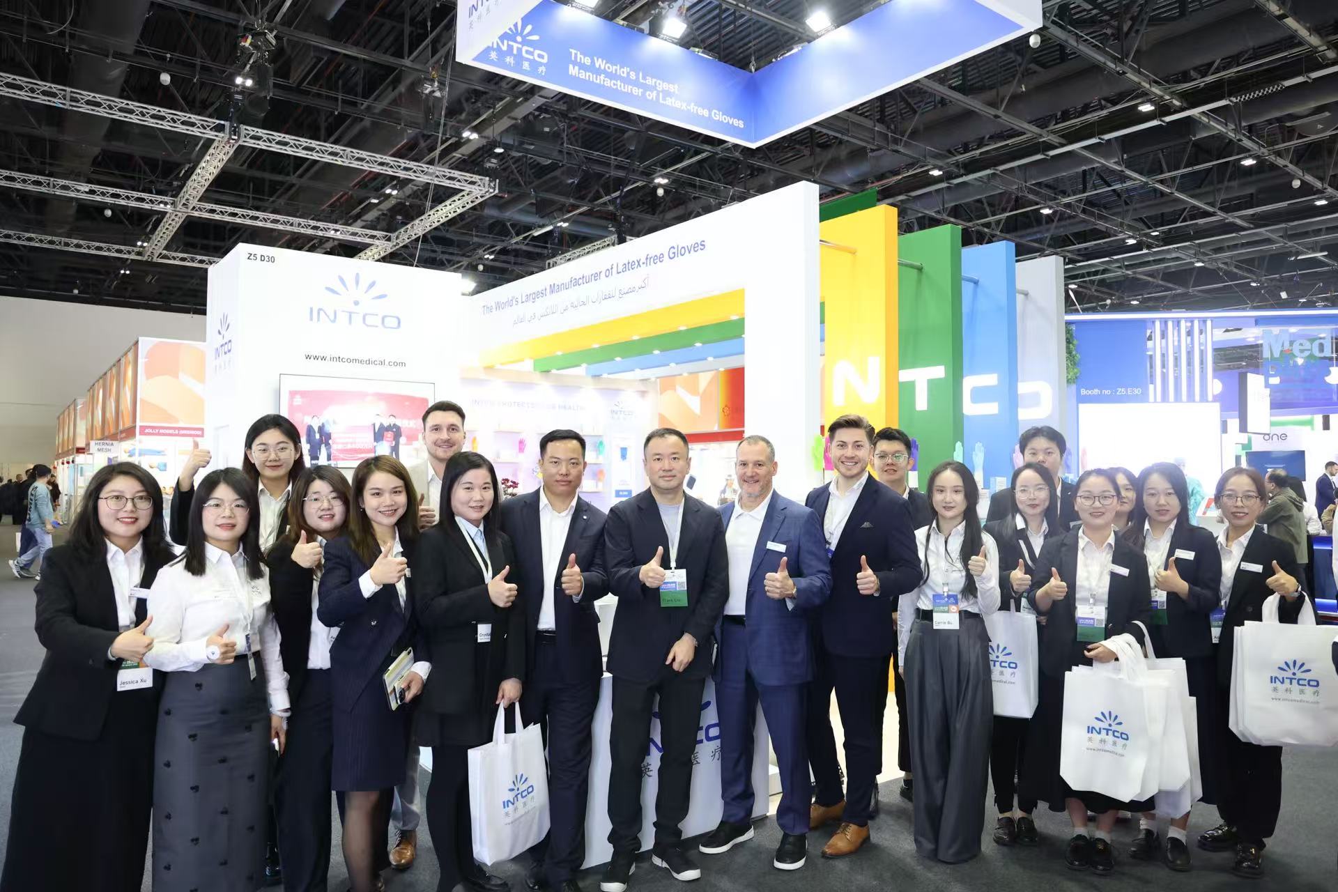 新年首展！尊龙集团医疗亮相Arab Health 2025